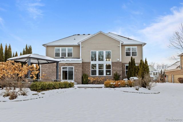 1526 Hickory Ridge Court S, Canton Charter Township, MI 48187