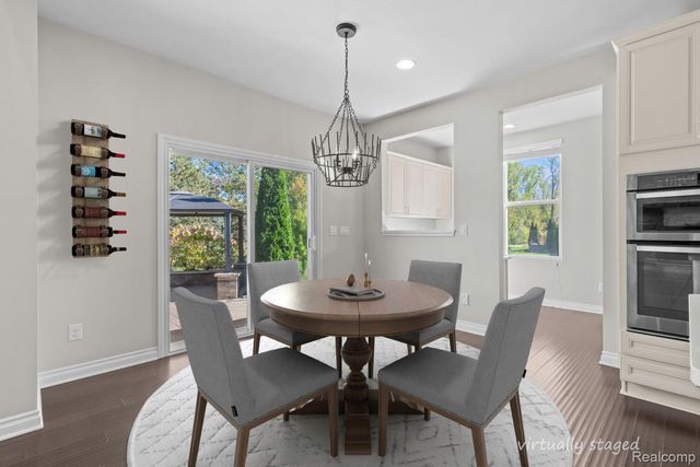 1526 Hickory Ridge Court S, Canton Charter Township, MI 48187