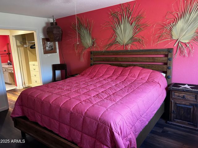 37212 N TRANQUIL Trail N 18, Carefree, AZ 85377