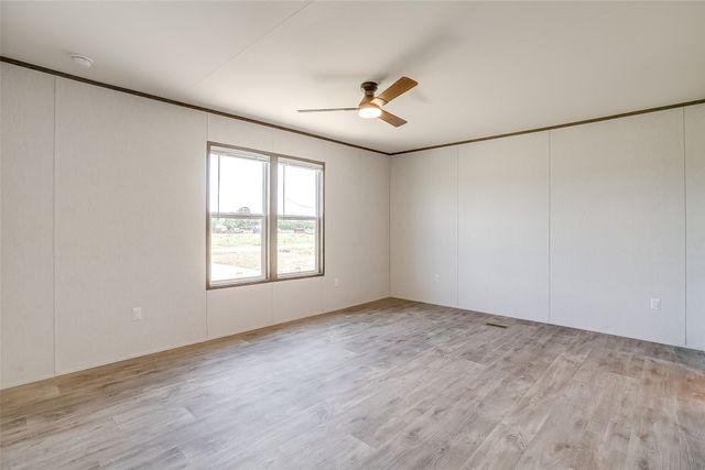 61 Kenzi Drive, Mineral Wells, TX 76067