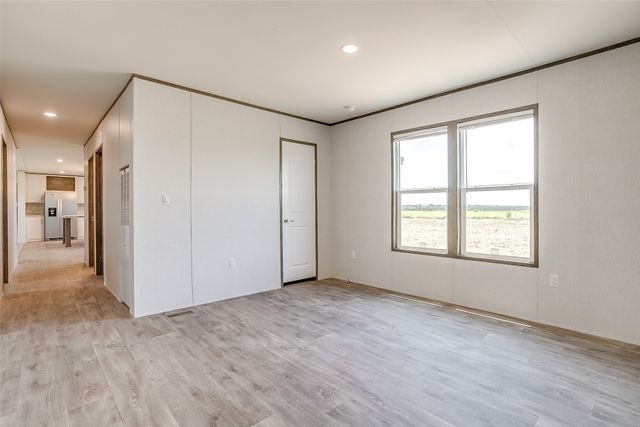 61 Kenzi Drive, Mineral Wells, TX 76067