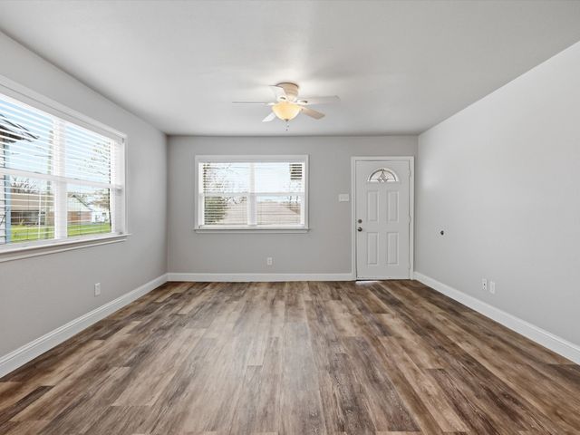 708 N Alamo Road, Rockwall, TX 75087