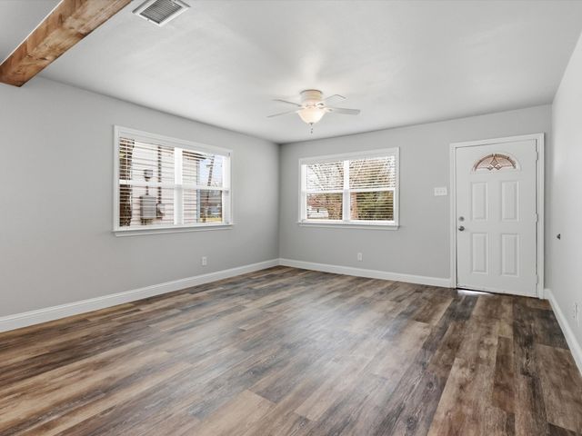 708 N Alamo Road, Rockwall, TX 75087