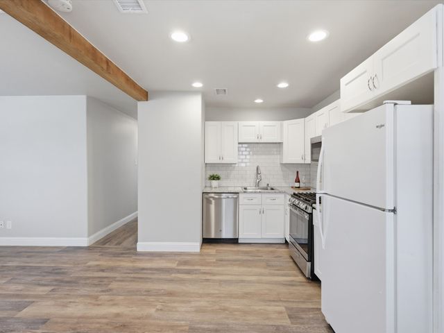 708 N Alamo Road, Rockwall, TX 75087