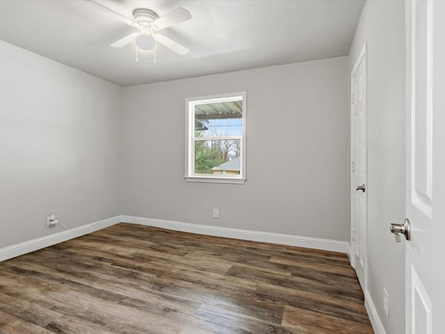 708 N Alamo Road, Rockwall, TX 75087