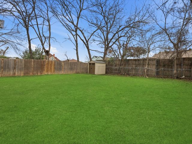 708 N Alamo Road, Rockwall, TX 75087