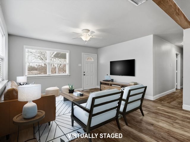 708 N Alamo Road, Rockwall, TX 75087