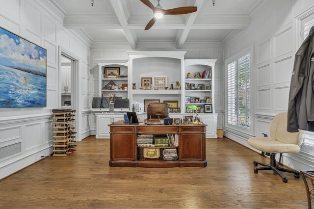 48 Kennington Court, Dallas, TX 75248