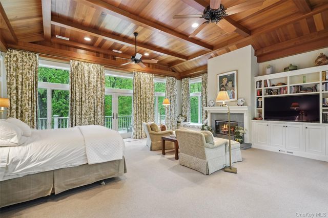 17 Eastwoods Road, Pound Ridge, NY 10576