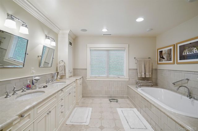 17 Eastwoods Road, Pound Ridge, NY 10576