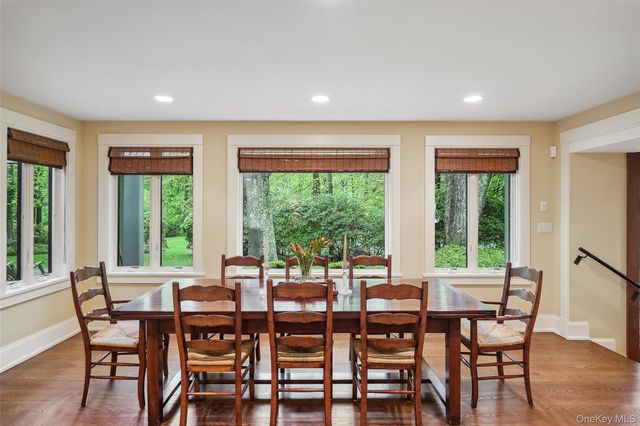 17 Eastwoods Road, Pound Ridge, NY 10576