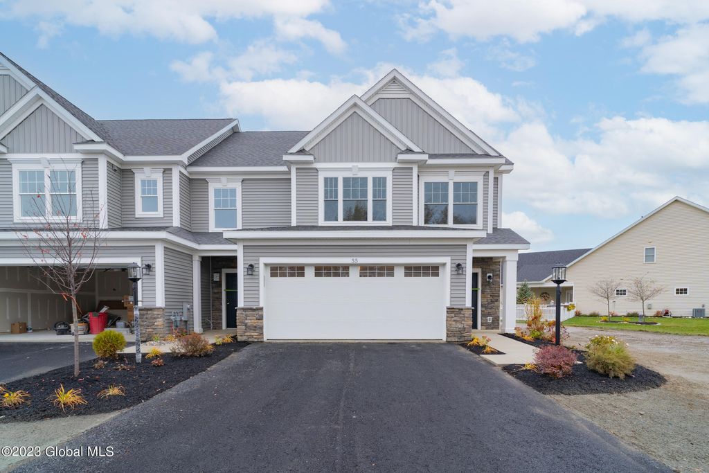 24 Priddle Lane, Colonie, NY 12110