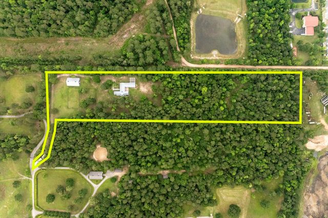 9879 Stubbs Road, Magnolia, TX 77354