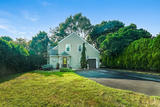 785 Lees River, Somerset, MA 02726