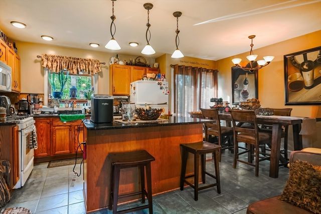 785 Lees River, Somerset, MA 02726