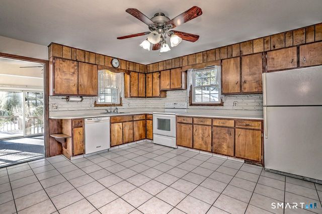 190 Maplewood Avenue, Milford, CT 06460