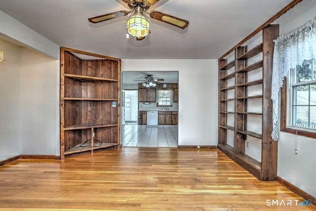 190 Maplewood Avenue, Milford, CT 06460