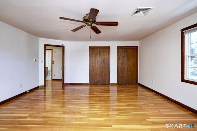 190 Maplewood Avenue, Milford, CT 06460