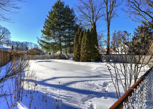 190 Maplewood Avenue, Milford, CT 06460