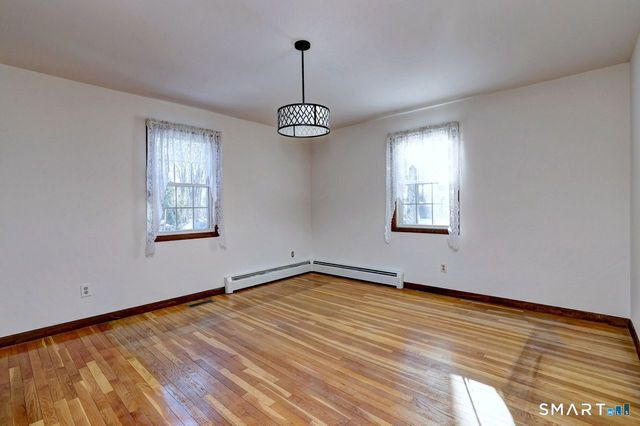 190 Maplewood Avenue, Milford, CT 06460