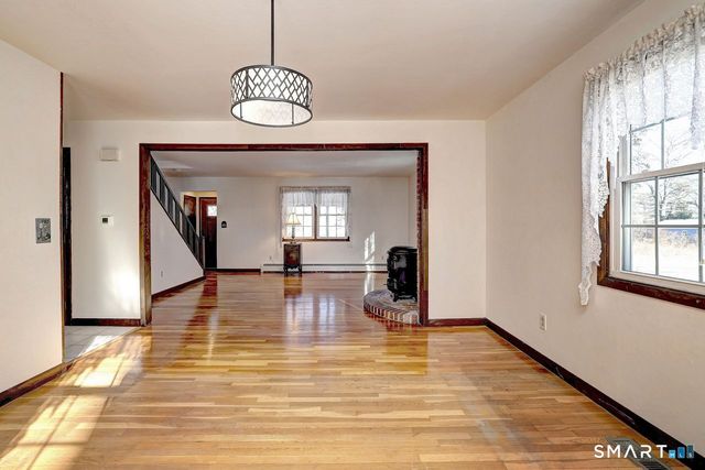 190 Maplewood Avenue, Milford, CT 06460