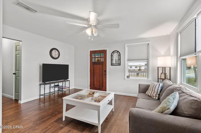 3710 W 17th Street, Panama City, FL 32401