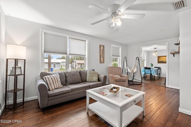 3710 W 17th Street, Panama City, FL 32401