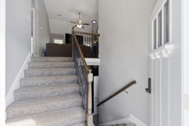 1305 Sussex Dr, Clarksville, TN 37042