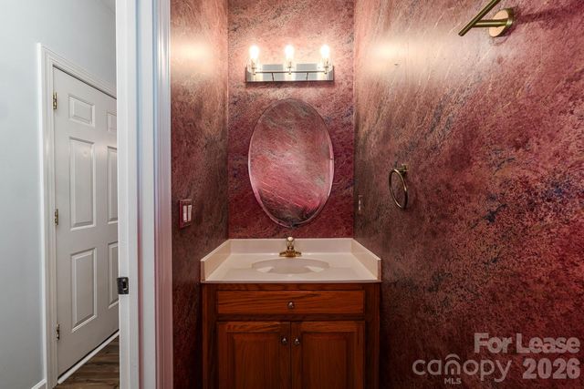5238 Downing Creek Drive, Charlotte, NC 28269