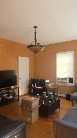 471 Chalkstone Avenue, Providence, RI 02908