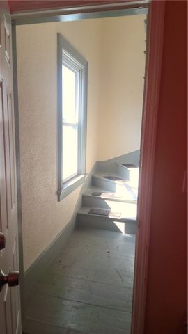 471 Chalkstone Avenue, Providence, RI 02908