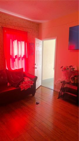 471 Chalkstone Avenue, Providence, RI 02908