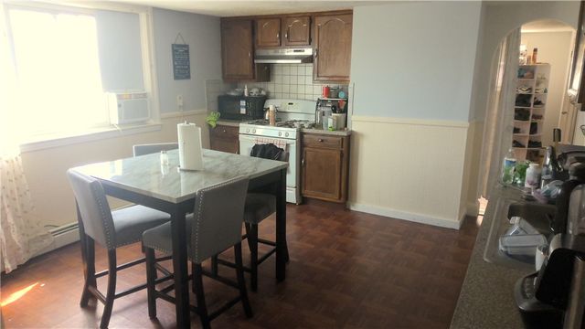 471 Chalkstone Avenue, Providence, RI 02908