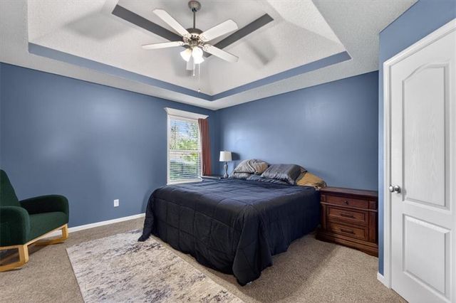 11326 N Ewing Avenue, Kansas City, MO 64156