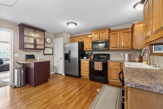 11326 N Ewing Avenue, Kansas City, MO 64156