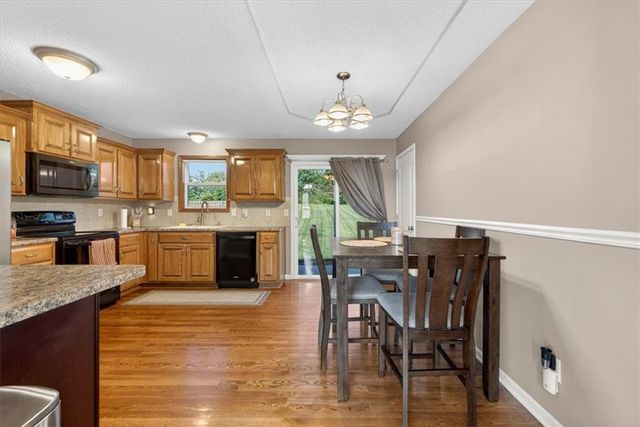 11326 N Ewing Avenue, Kansas City, MO 64156