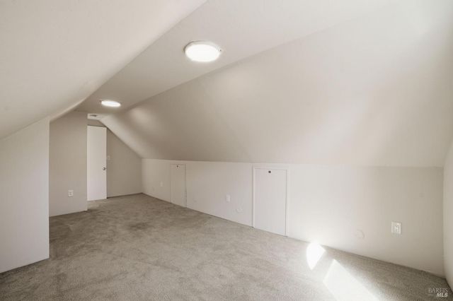 1325 Crofton Ct, Healdsburg, CA 95448