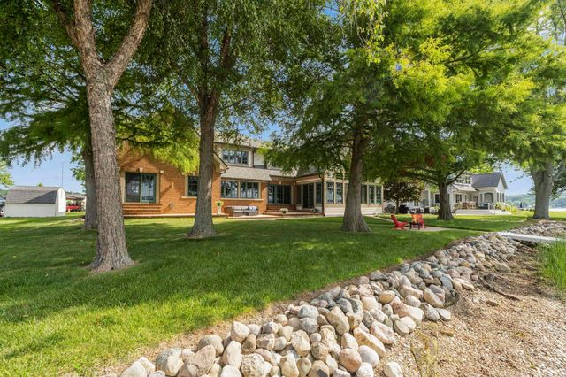 280 Lane 345 Lake James, Angola, IN 46703