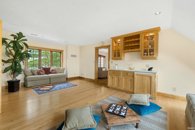 280 Lane 345 Lake James, Angola, IN 46703