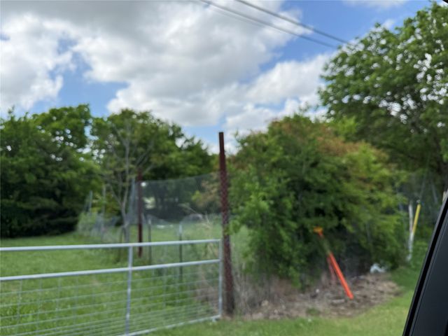 4705 W Jefferson Boulevard, Dallas, TX 75211