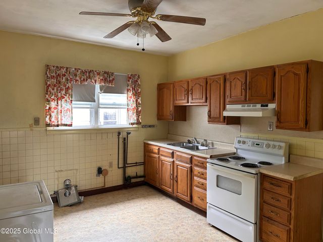 429 Third Street, Schenectady, NY 12306