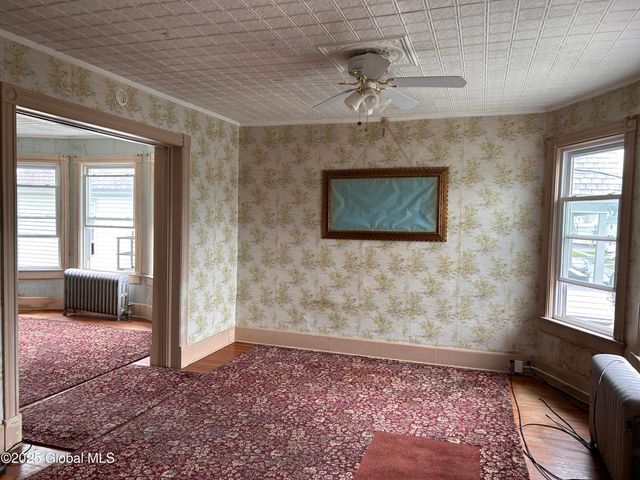 429 Third Street, Schenectady, NY 12306