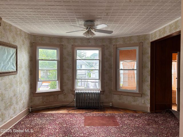 429 Third Street, Schenectady, NY 12306