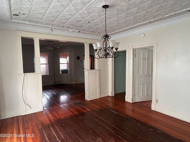 429 Third Street, Schenectady, NY 12306