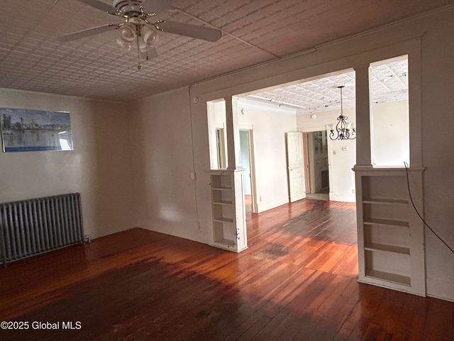 429 Third Street, Schenectady, NY 12306