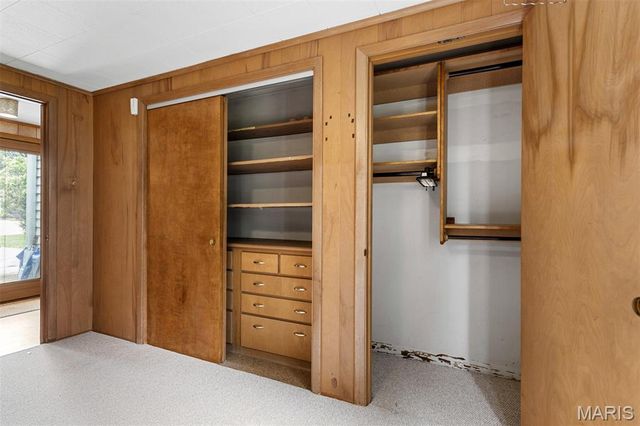 527 Sunningwell Drive, Webster Groves, MO 63119