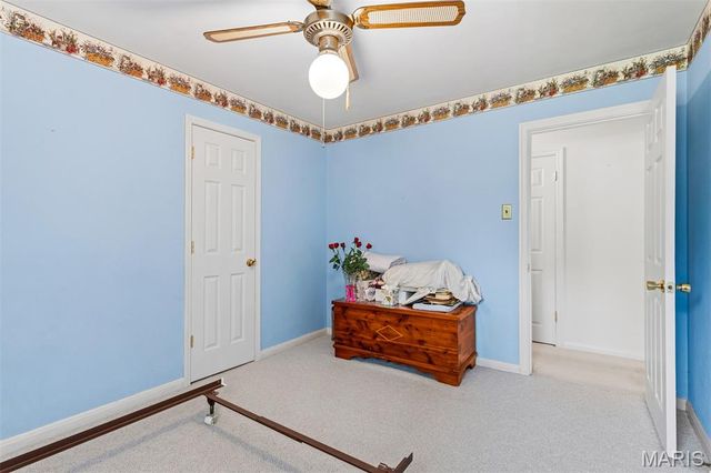 527 Sunningwell Drive, Webster Groves, MO 63119