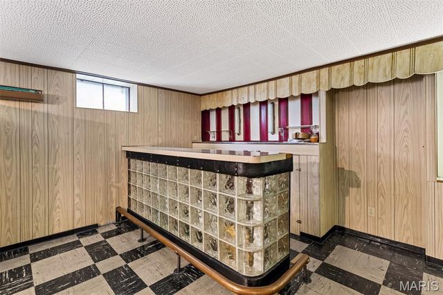 527 Sunningwell Drive, Webster Groves, MO 63119