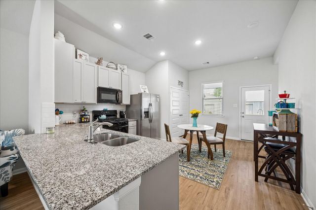 5812 Trout Lily Drive, Montgomery, TX 77316