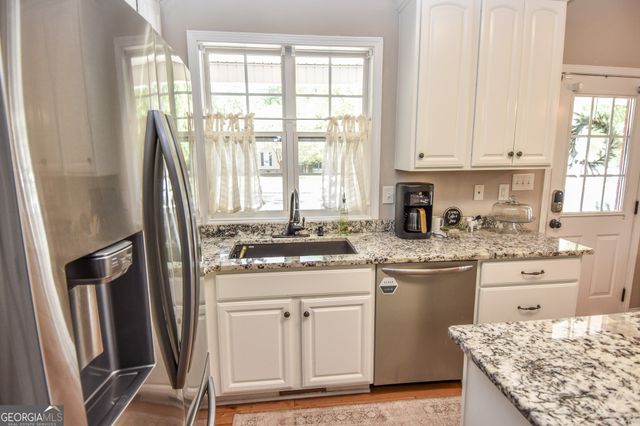 102 Paul Circle, Griffin, GA 30224